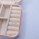 Brinco de Prata Coração Vazado Liso