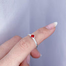 Anel de Prata com Zircônia Vermelha