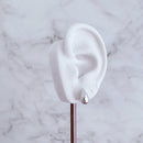 Brinco de Prata Gota 7,3mm Maciça Liso